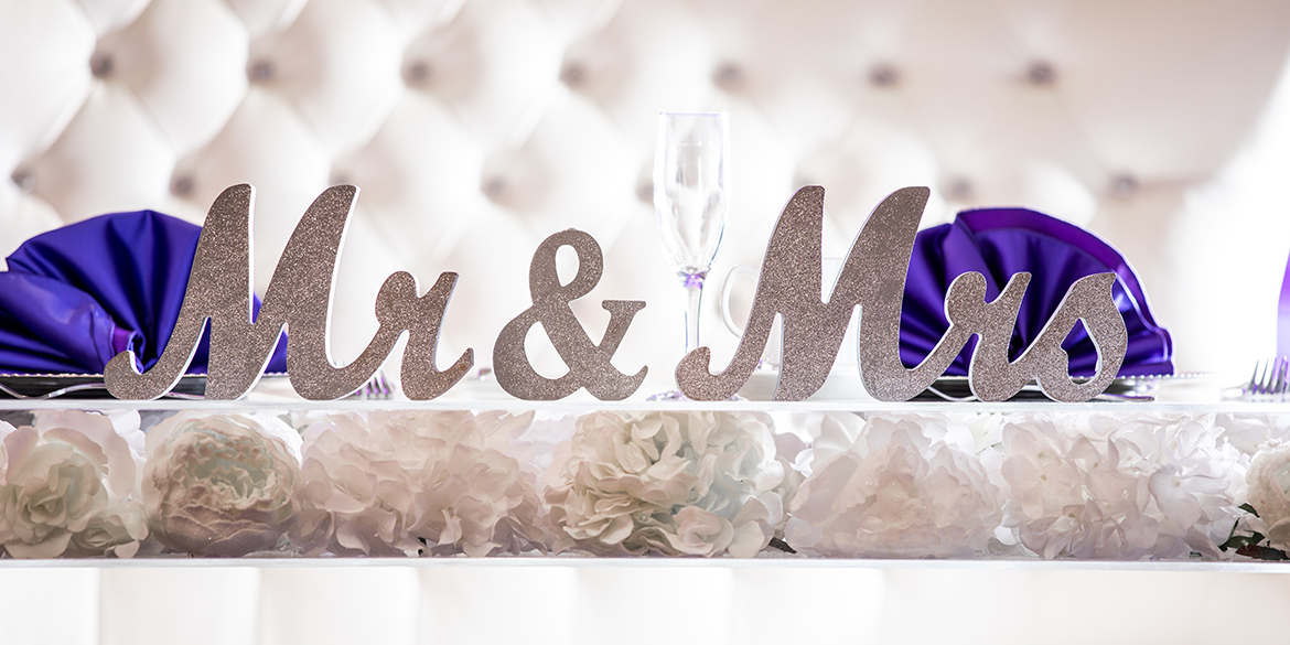Photo of Mr. and Mrs. table arrangement