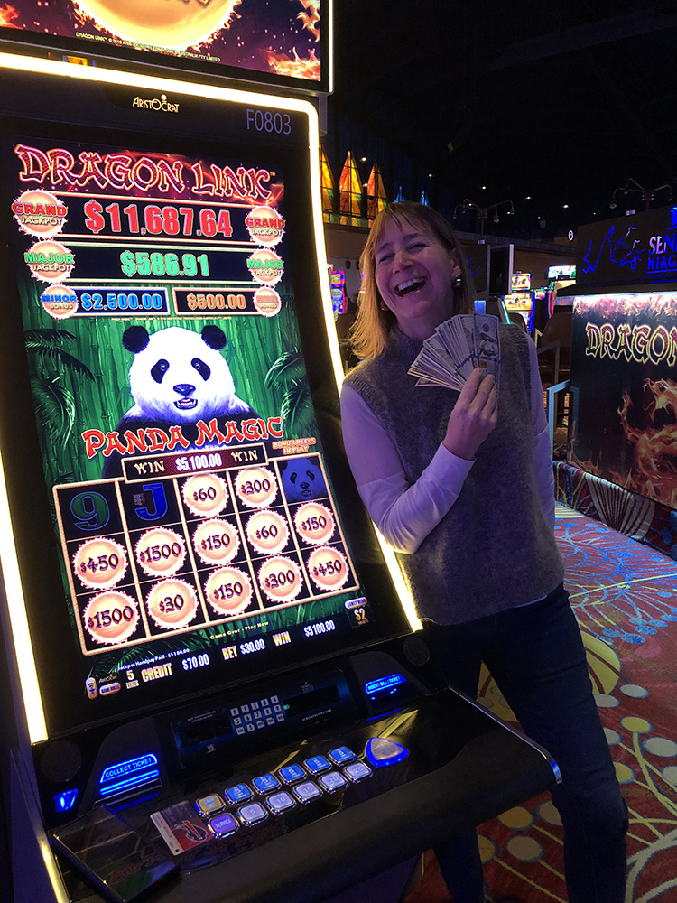 $5,100 on Dragon Link Panda Magic on November 28 by Terri-Lynn W.